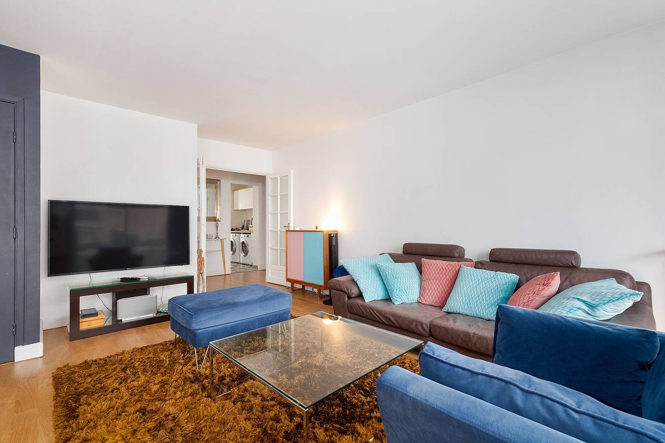 Entire apartment, New Ideal for business travellers digital nomads couples tourism in Paris, Ile de France