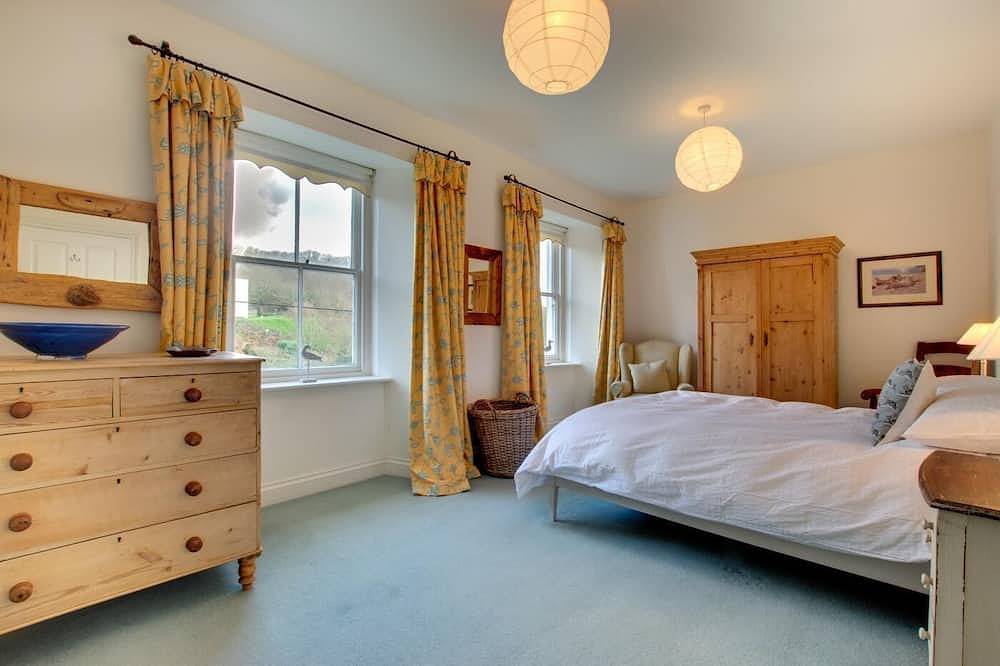 3 Bed in St. Levan (oc-p00784) in Porthcurno, Cornwall
