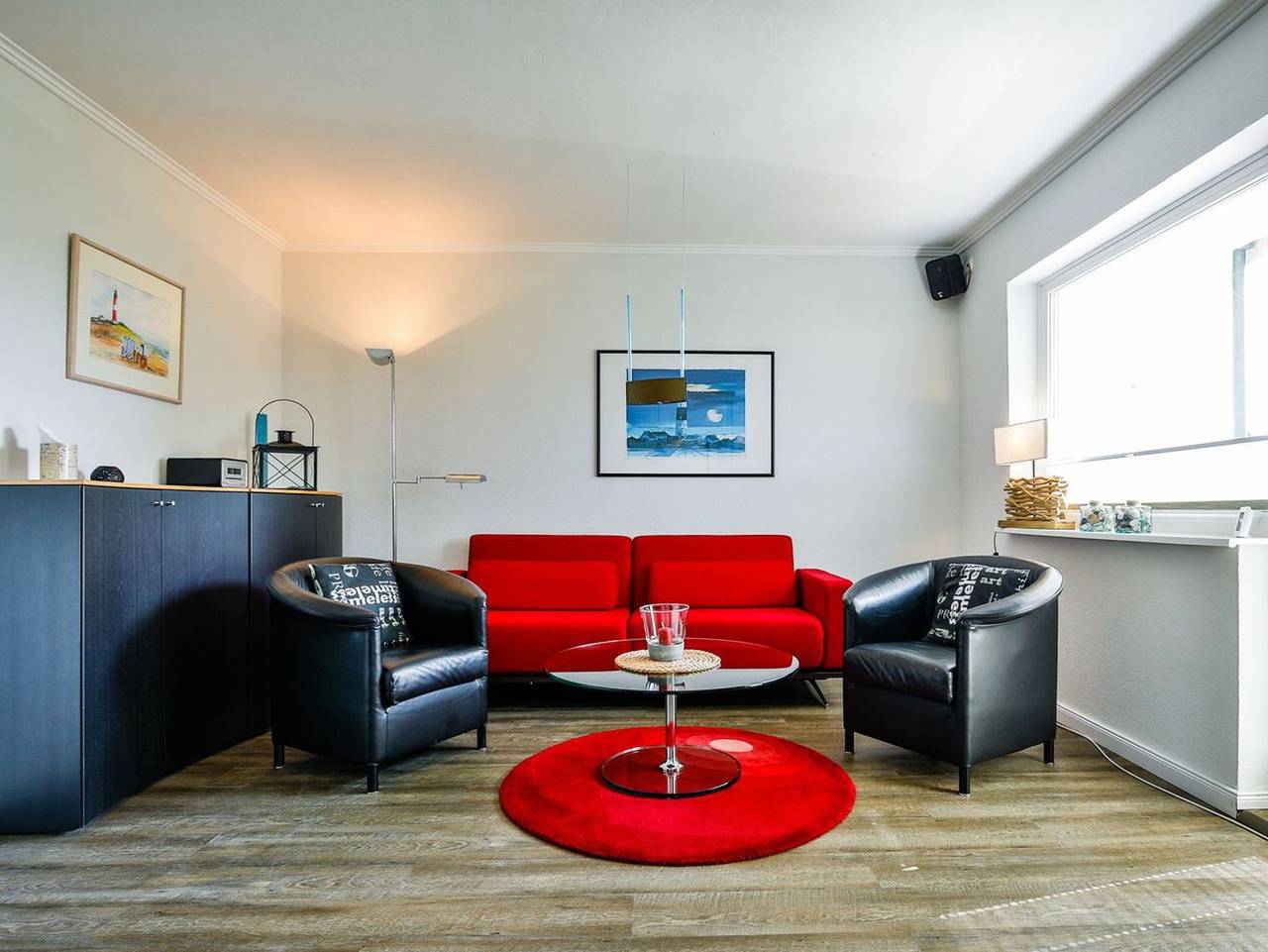 Ganze Ferienwohnung, Sylter Sonne - Helle zwei Zimmer Wohnung mit Balkon in ruhiger Lage von Hörnum. in Hörnum, Sylt