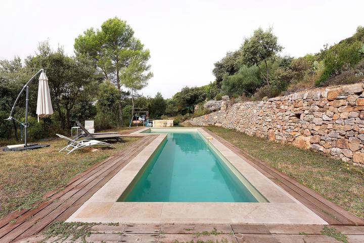 Casa vacanze "House Pool Out in The Wilds" con piscina condivisa e Wi-Fi in Salernes, Draguignan e dintorni