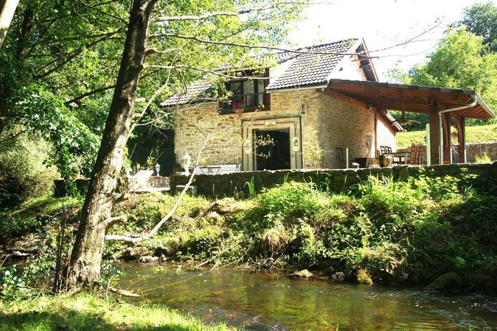 Maison de vacances pour 4 personnes, avec jacuzzi et jardin, adapté aux familles