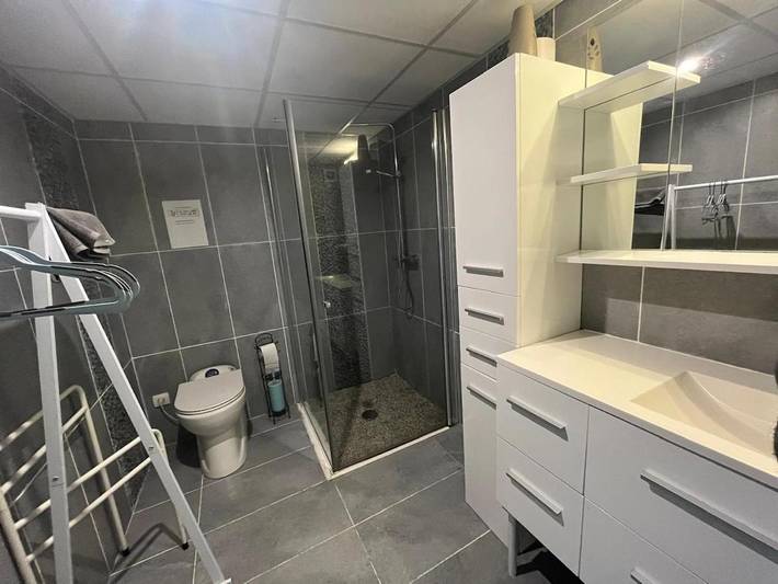 Gîte pour 3 personnes, avec piscine et jardin à Cunlhat - 3