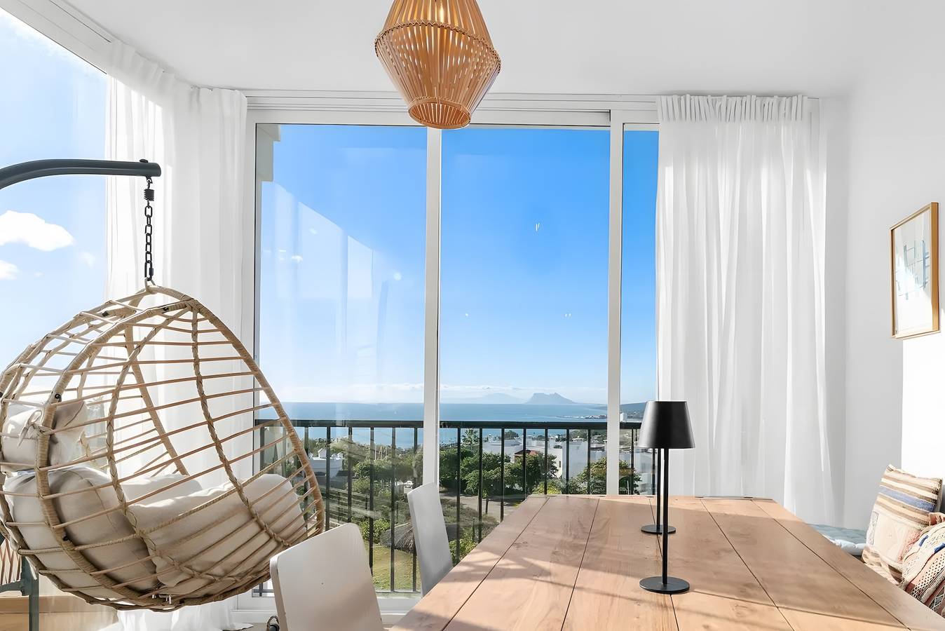 Casa María Luisa: Terrazza panoramica, vista spettacolare su Gibilterra e monolocale indipendente in Manilva, Provincia di Malaga