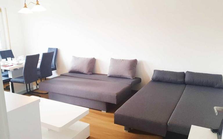 Ferienwohnung für 6 Personen, mit Balkon in Eppelheim