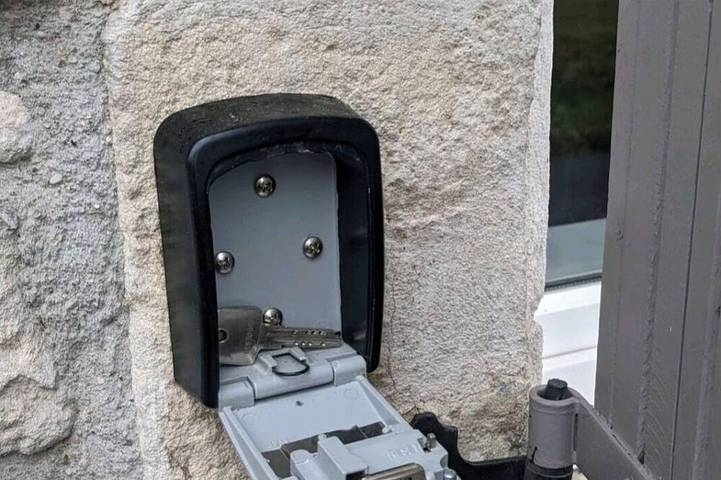 Location de vacances pour 4 personnes, animaux acceptés à Apremont (Oise)