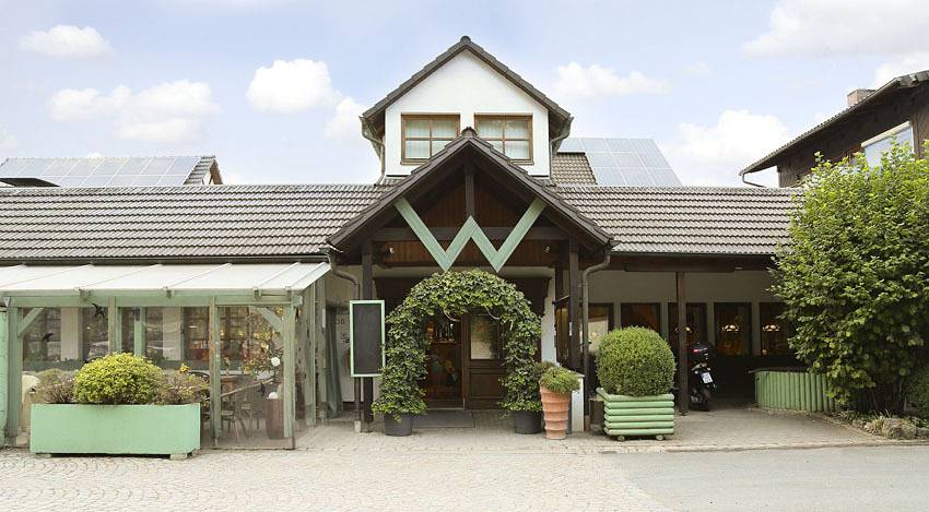 Waldhotel Bächlein - Einzelzimmer Standard (17qm) mit Balkon in Mitwitz, Landkreis Kronach
