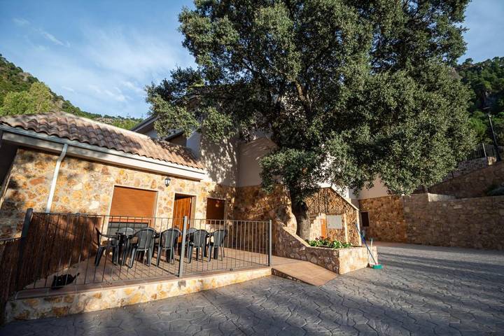 Appartement de vacances pour 10 personnes, avec piscine et bassin pour enfant ainsi que jardin et vue, adapté aux familles - 1