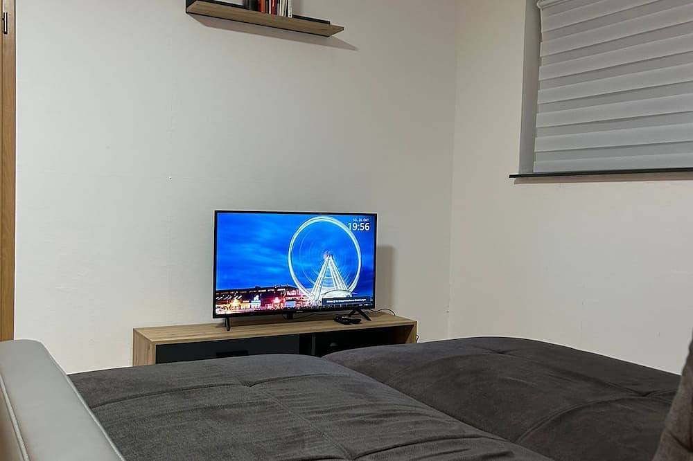 Apartamento entero, Cozy apartment with sauna in Koblenz Rübenach, pet-friendly, near Bwzk in Ruebenach, Coblenza