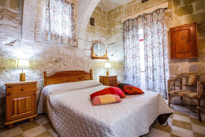 Semi-Deteched Village House with garden in Kercem, Gozo