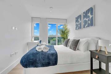 Apartment for 6 People in Kingston upon Thames, London, Photo 1