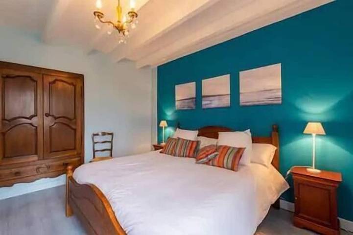 Location de vacances pour 10 personnes, animaux acceptés à Saint-Vincent-Rive-d'Olt - 2