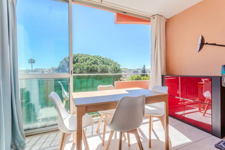 Geheel appartement, Azur et Lavande – Rust en comfort vlak bij het strand in Frejus, Middellandse Zeekust (Frankrijk)