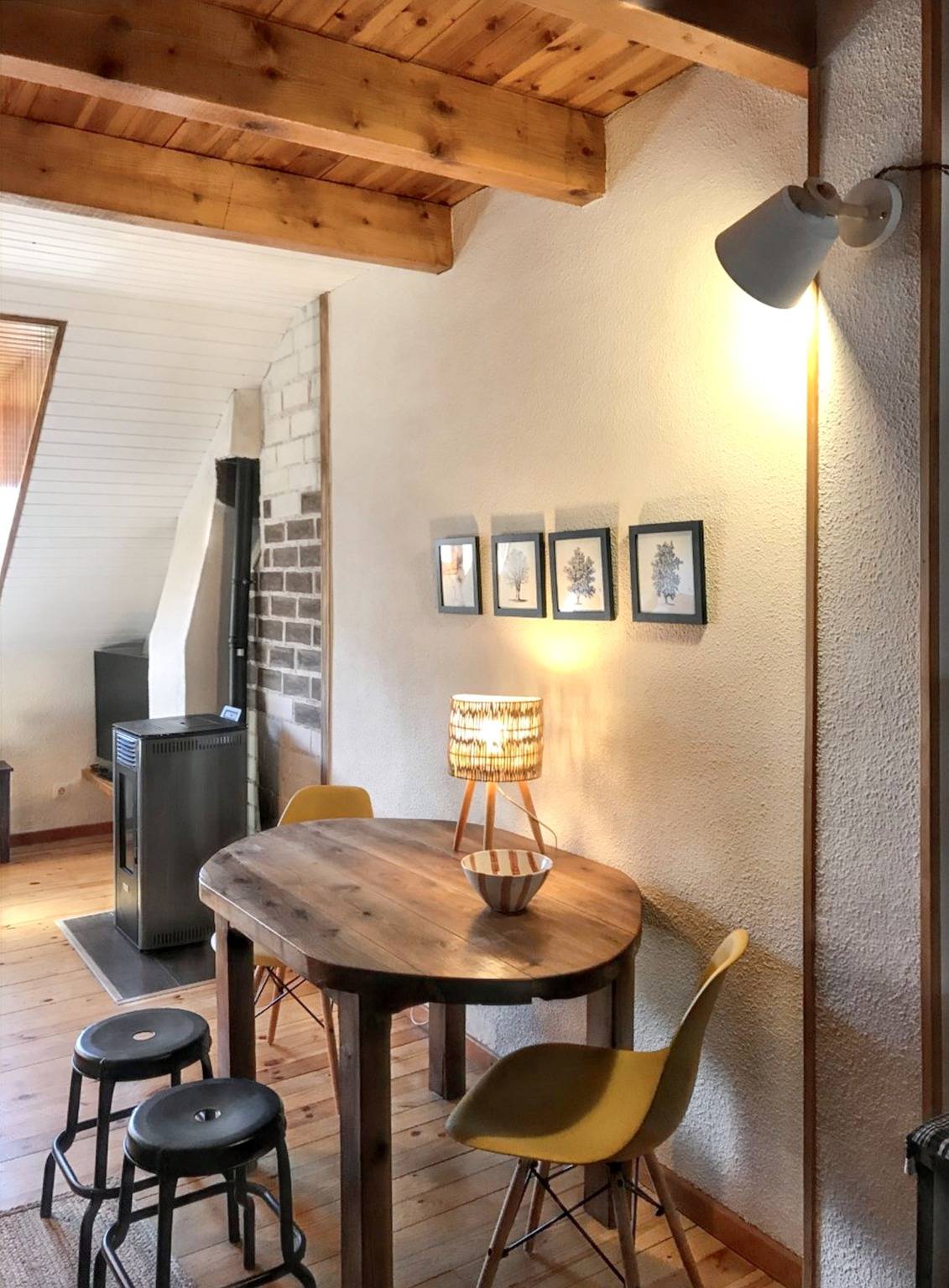 Entire apartment, Cozy apartment in Benasque 45 m² with shared pool in Cerler, Benasque