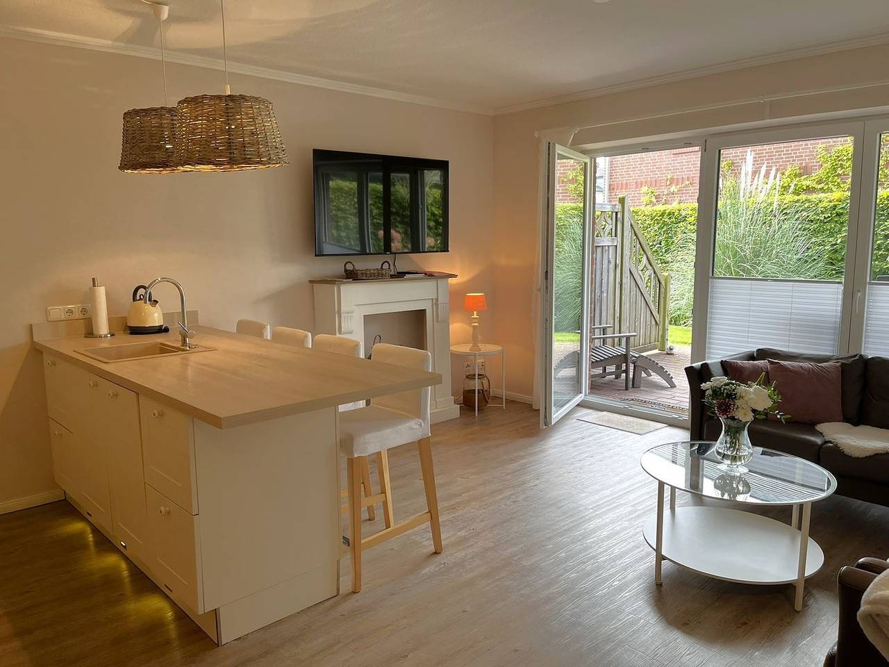 Ganze Wohnung, Schicke Ferienwohnung mit Terrasse in Zentrumsnähe. 1 kleiner Hund ist erlaubt. in Hafen Büsum, Büsum