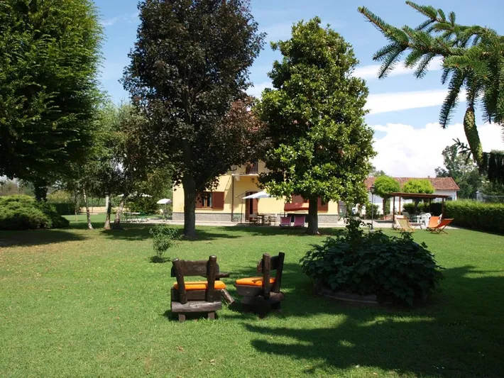 Bed and breakfast per 3 persone, con panorama e giardino - 1