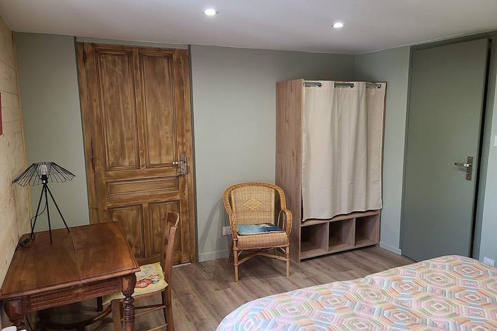 Location de vacances pour 4 personnes, avec jardin dans Reventin-Vaugris - 4