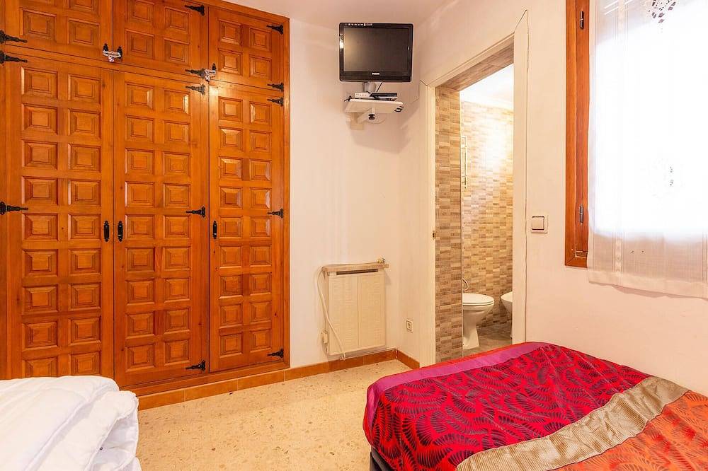 2 bedroom lovely home in Orba in Orba, Costa Blanca