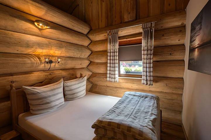 Log Cabins Naturstammhaus Ostsee 14 - Feriendorf Tollensesee in Tollensesee, Groß Nemerow