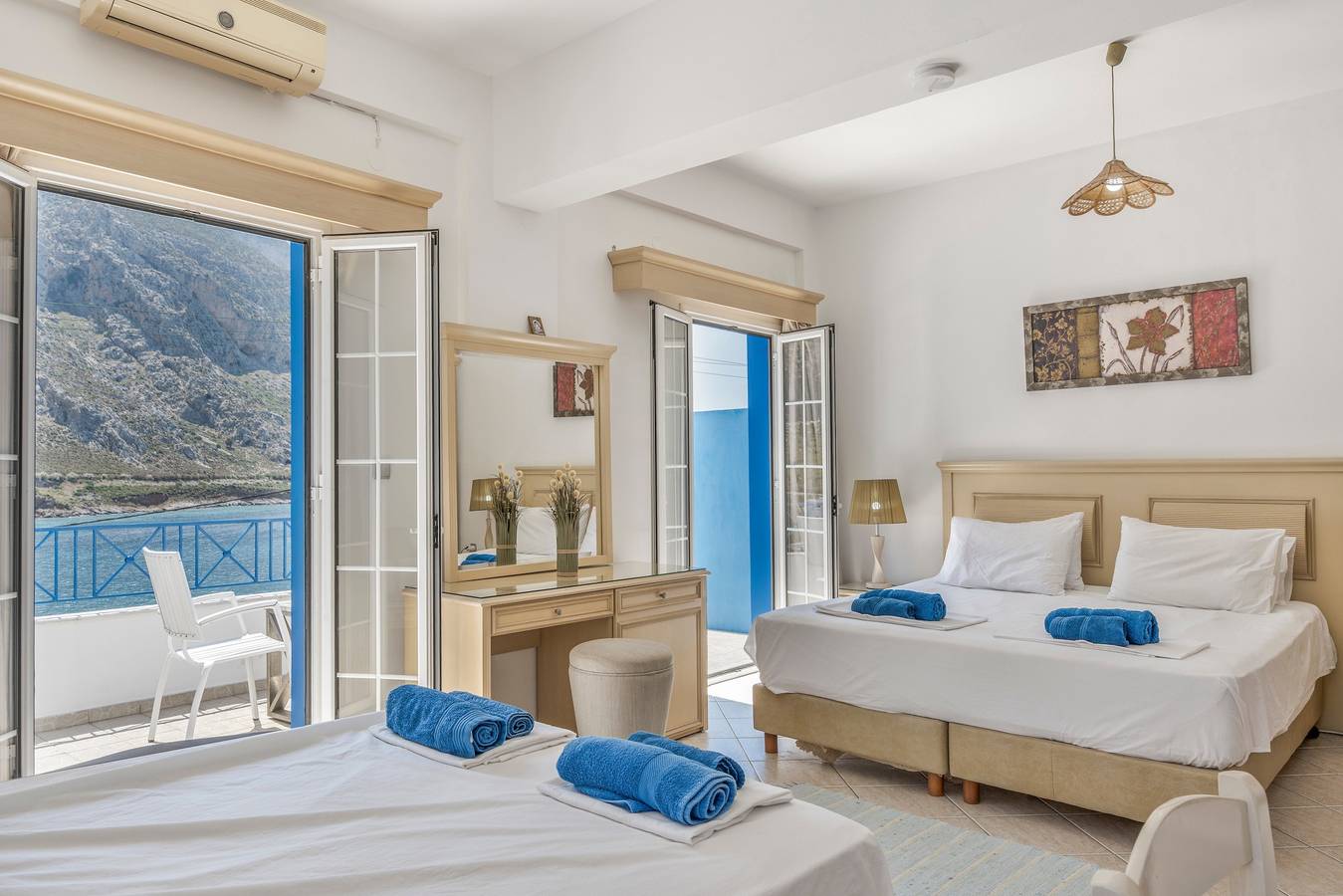 Studio entier, Studio '1' de Katerina avec vue sur la mer et balcon privé in Kalymnos