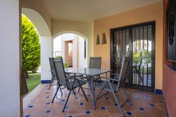 Apartment for 4 People in Punta Prima (Alicante), Orihuela, Photo 4