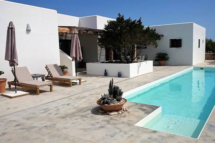Ferienhaus für 8 Personen, mit Terrasse und Garten