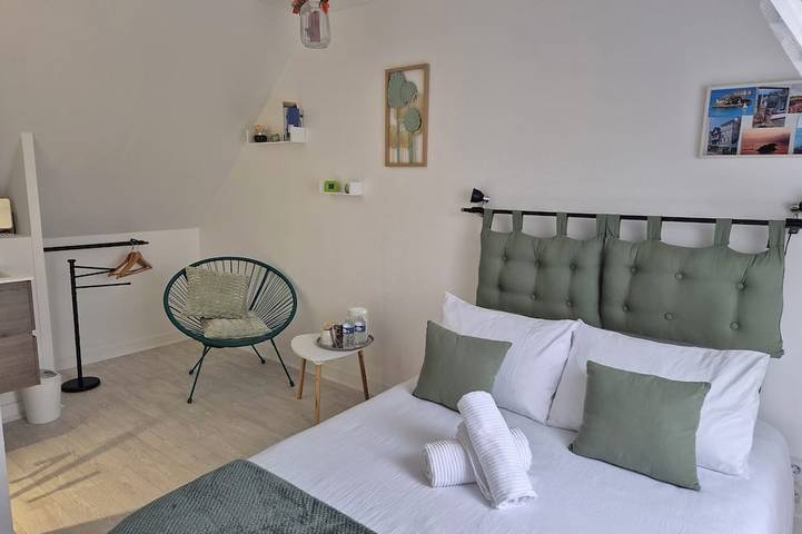 Chambre d’hôte pour 4 personnes à Le Cloître-Saint-Thégonnec - 3