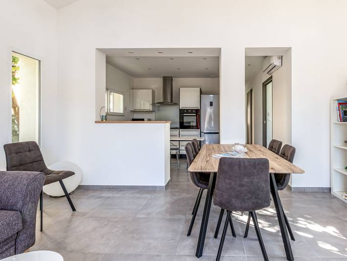 Ferienhaus für 4 Personen, mit Terrasse und Garten in Toulon - 3