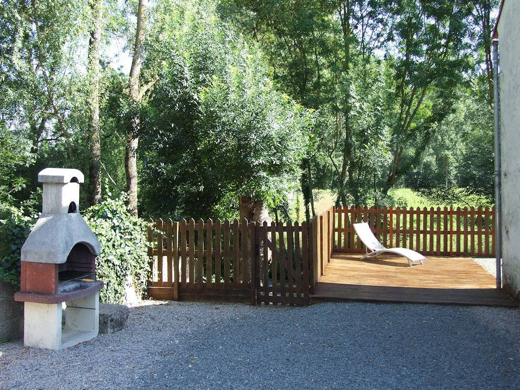 Les Sabots Bleus : Gîte l'Angélique, 2 à 6 pers. (3 chambres) in Arçais, Région de Niort