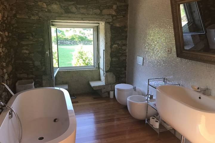 Location de vacances pour 13 personnes, avec jardin dans Venade - 4