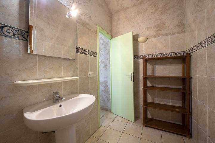 Villa pour 8 personnes, avec piscine ainsi que jardin et balcon, animaux acceptés dans Palombaggia - 4