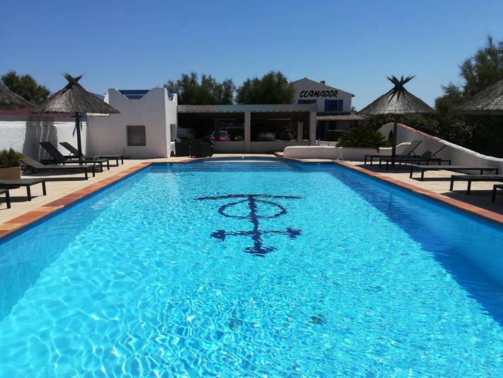 Hôtel pour 2 personnes, avec piscine ainsi que jardin et vue