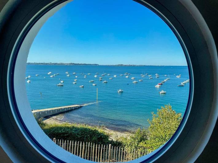 Gîte pour 2 personnes, avec jardin ainsi que vue et terrasse dans Port Lazo - 2