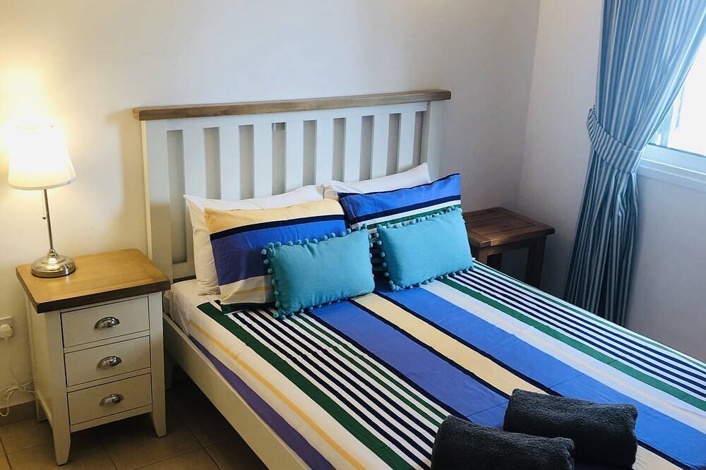 Ganze Wohnung, Atemberaubendes Penthouse mit Meerblick, großer Dachterrasse und Pool. in Peyia, Südzypern