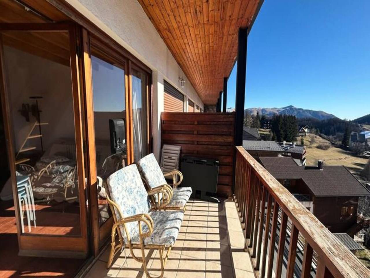 Apartamento entero, Apartamentos para 10 personas in Péone, Nizza Region