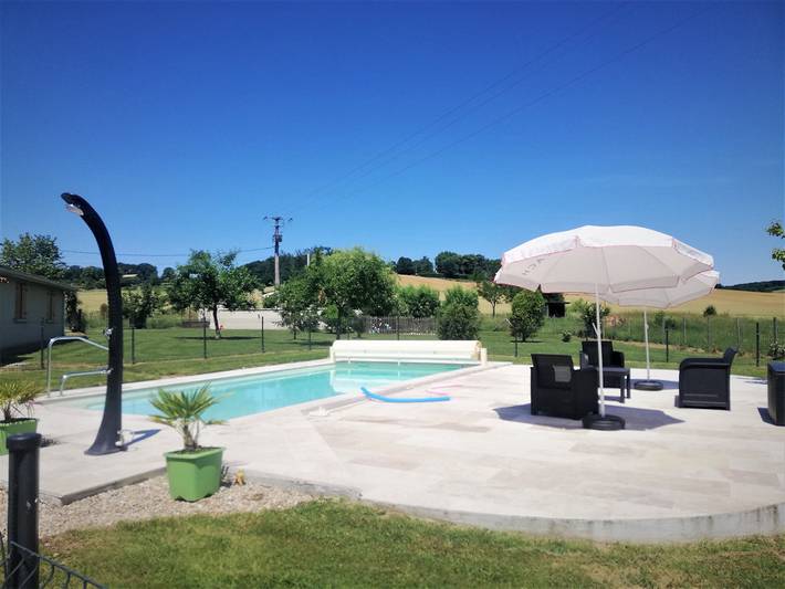 Gîte pour 6 personnes, avec jardin ainsi que terrasse et piscine dans le Lot-et-Garonne - 2