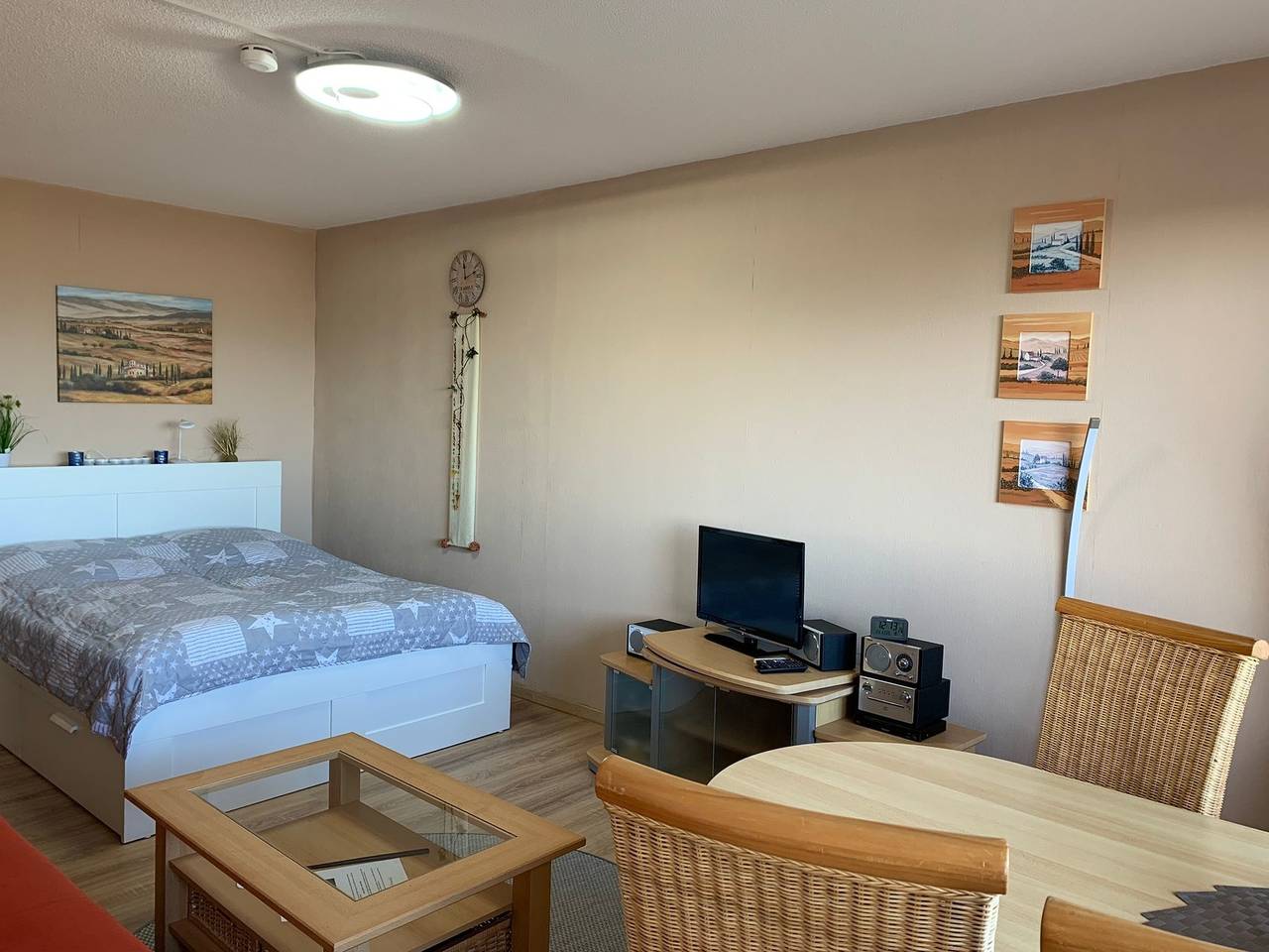 Ganze Ferienwohnung, Erdogan, Illona: Ferienapp. (Nr. 807) im "Haus Kiel" in Holm, Schönberg