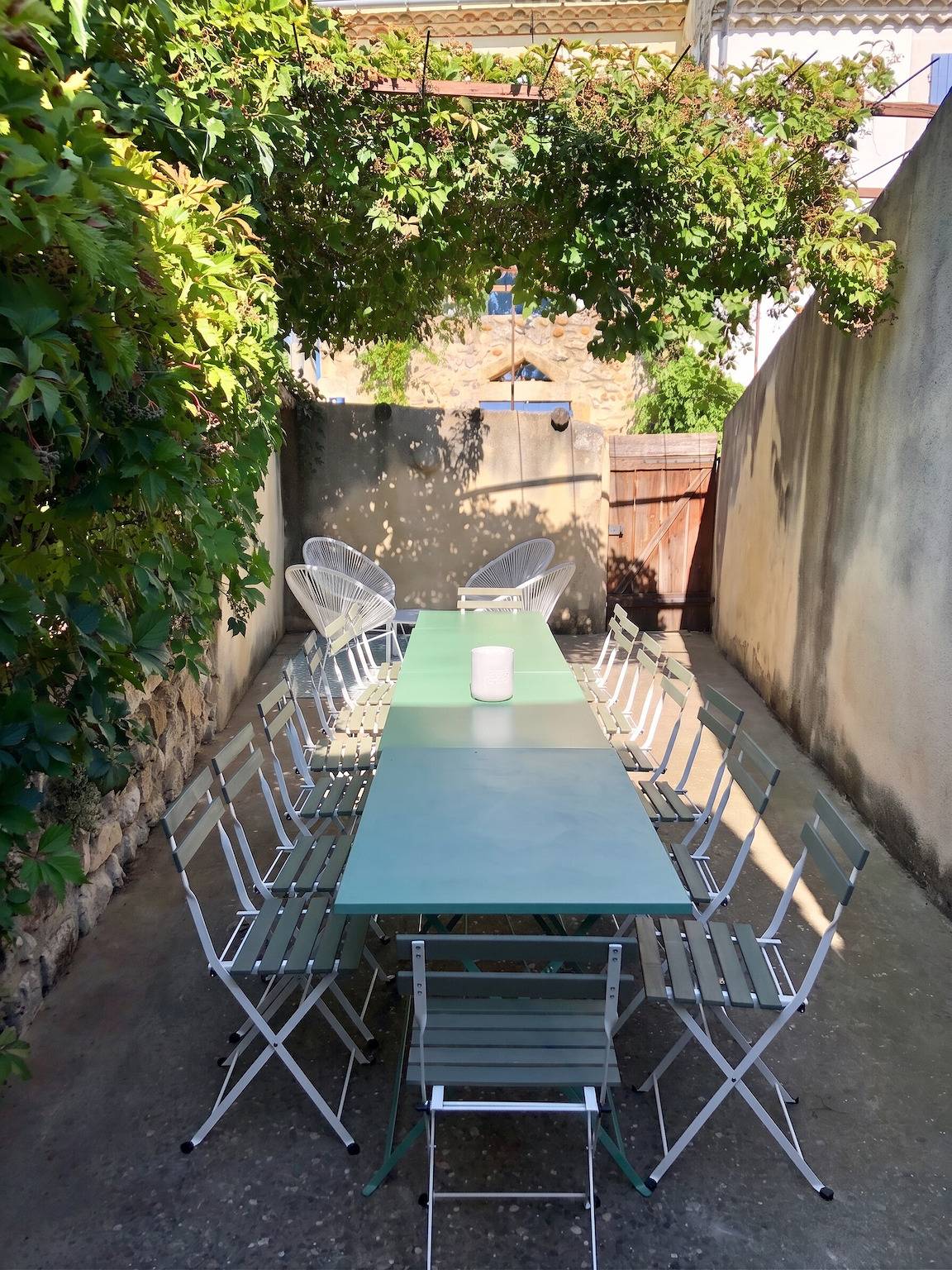 Authentic House in Montfrin with Terrace and Air Conditioning in Montfrin, Nimes region