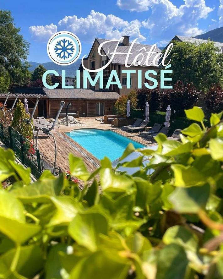 Hôtel pour 3 personnes, avec terrasse et piscine