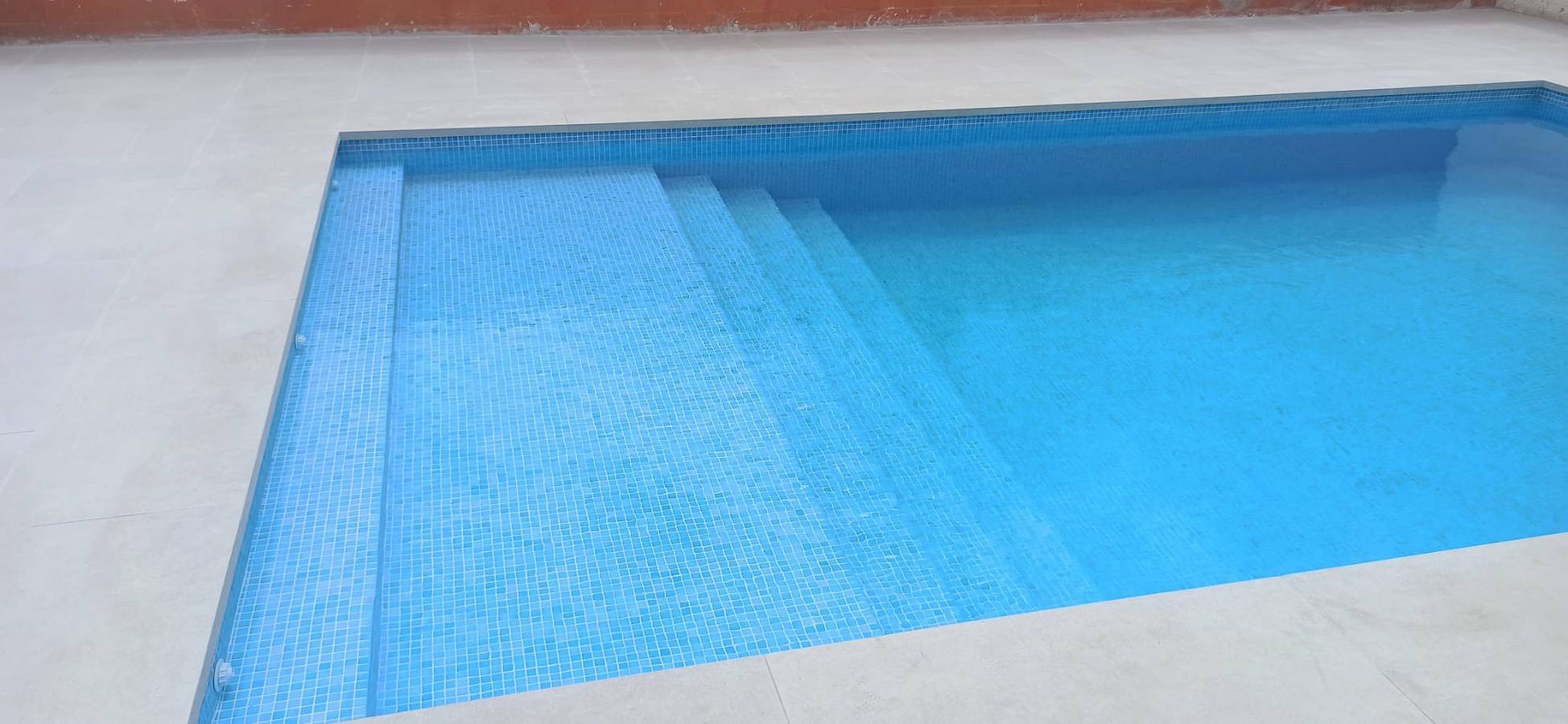Encantadora casa con espacioso jardín, piscina, terraza y Wi-Fi; Apta para mascotas in Chiclana de la Frontera, Costa de la Luz