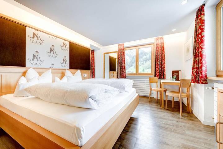 Hotel für 2 Personen, mit Terrasse und Sauna in Sonntag - 3