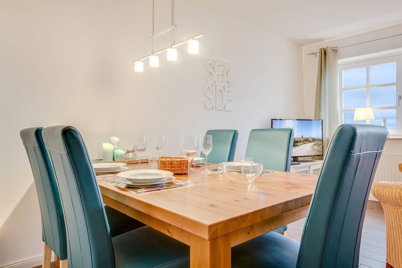 Ganze Wohnung, 3-Raum-Appartement im Og/Dg Ca. 75qm² Nutzfläche für bis zu 4 Personen. in Wenningstedt, Sylt