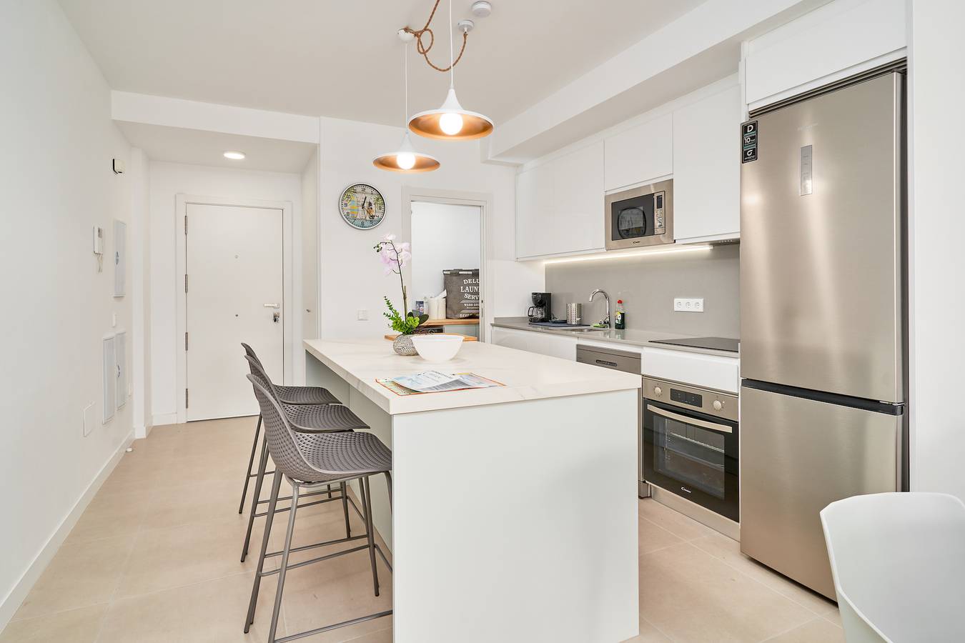 Entire apartment, Apartment 'Vacaciones En La Costa Del Sol A114' with Sea View, Pool & Air Conditioning in Torrox Costa, Torrox