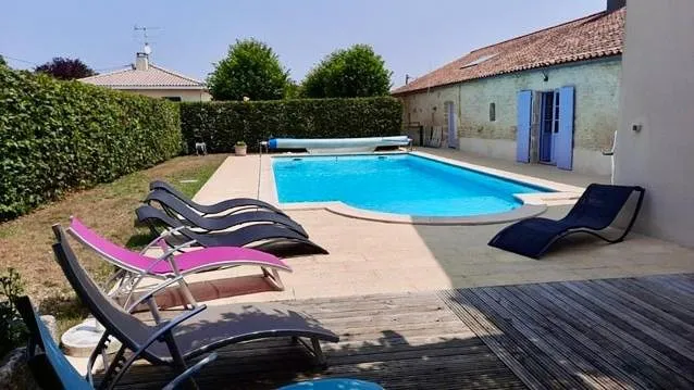 Maison de vacances pour 6 personnes, avec jardin et piscine, animaux acceptés - 1