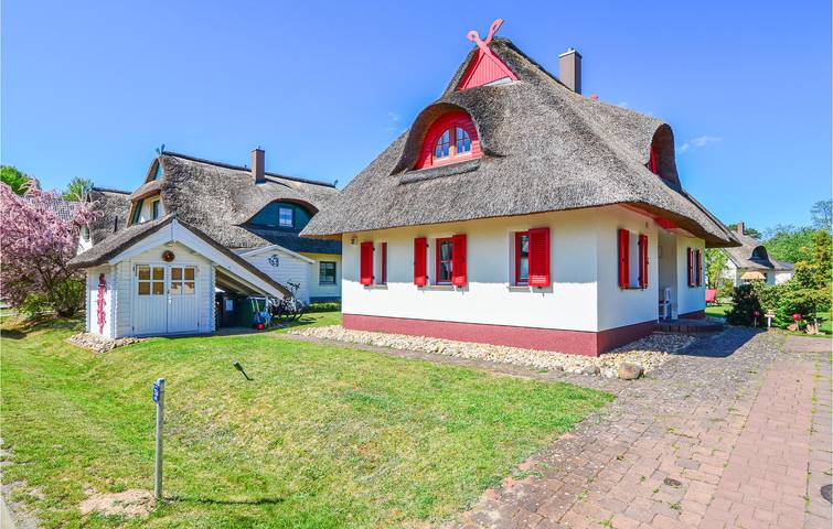 Ferienhaus für 4 Personen, mit Terrasse und Whirlpool sowie Garten und Sauna in Wendisch Rietz