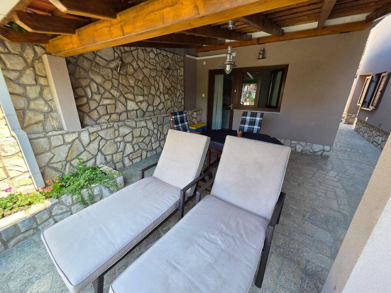 Ganze Ferienwohnung, Studio-Apartment mit Terrasse in Crikvenica, Primorje-Gorski Kotar