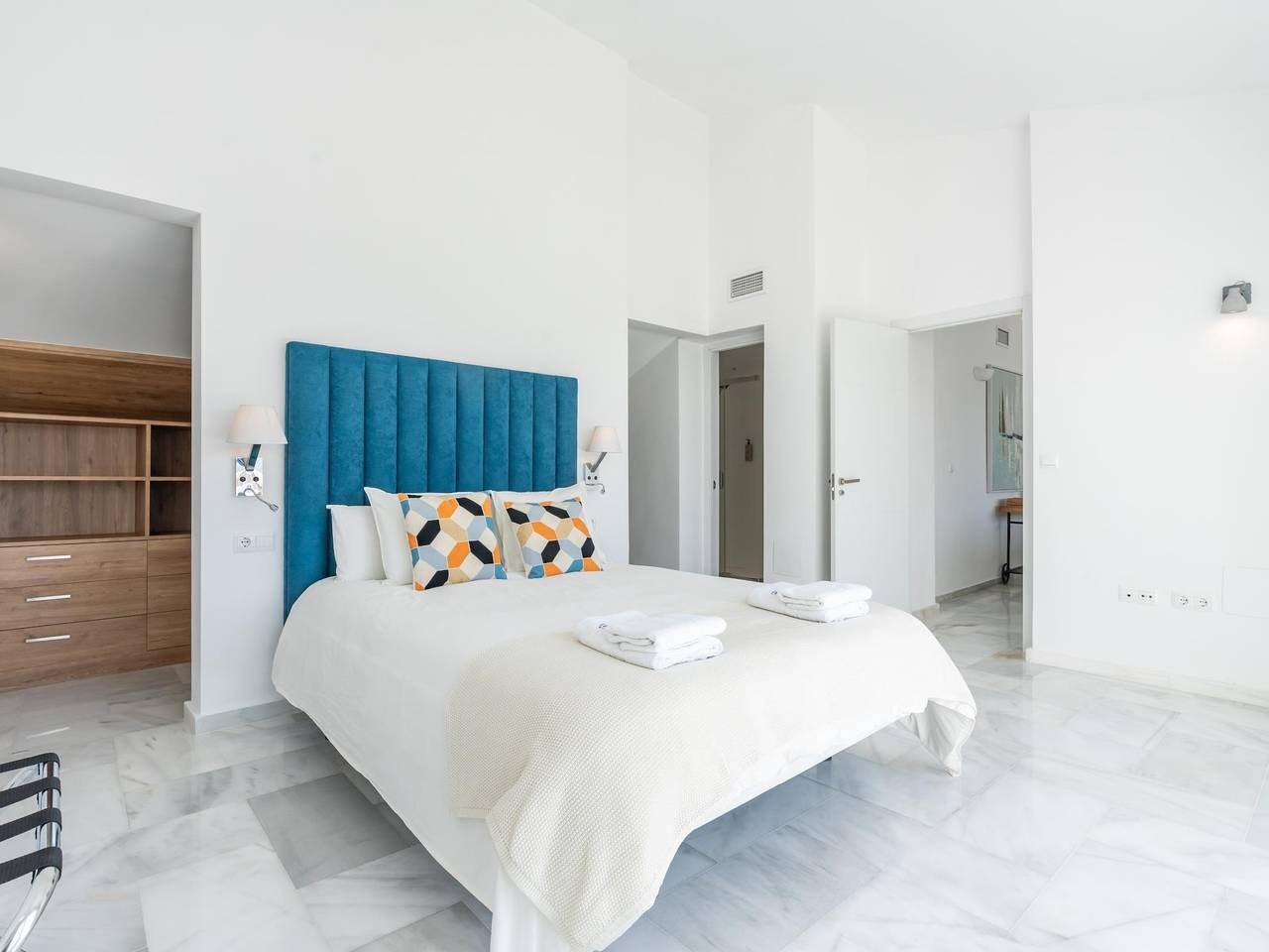 Entire holiday apartment, Vb Levante Penthouse Marina 3Br in Benalmádena Costa, Benalmádena