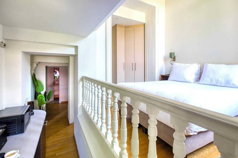 Entire apartment, Double Room- Studio Apartment, Sleeps 2 in Brussels, Brussels region