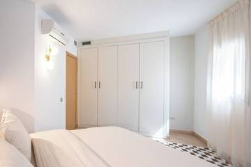 Holiday Home for 5 People in Barcelona Centre, Barcelona, Photo 3