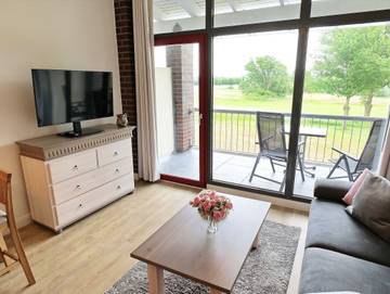 Ferienwohnung für 2 Personen, mit Balkon, kinderfreundlich in Hohenkirchen