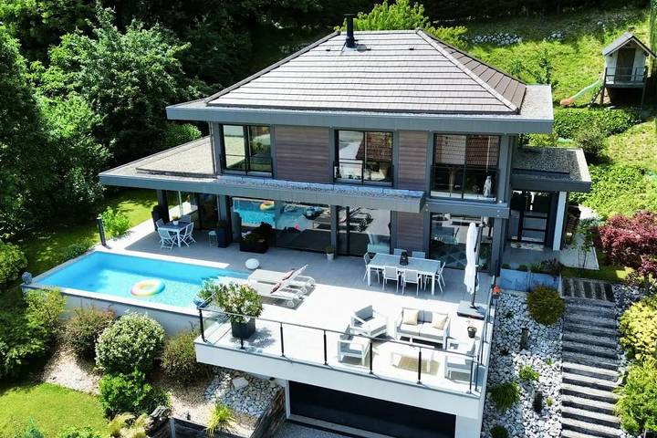 Chalet para 6 personas, con terraza además de jardín y piscina - 1